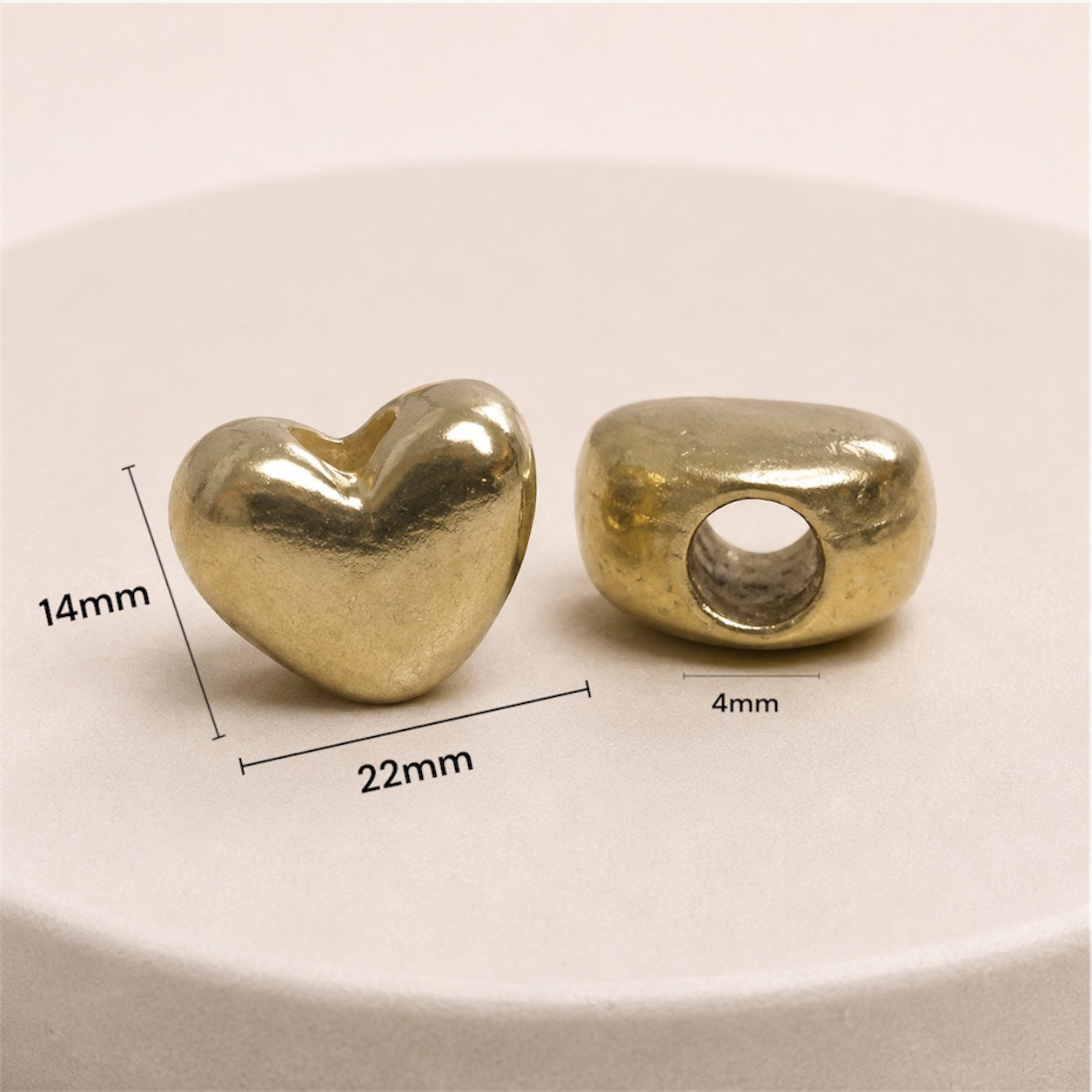 Dije Pasador de Corazón en Dorado
