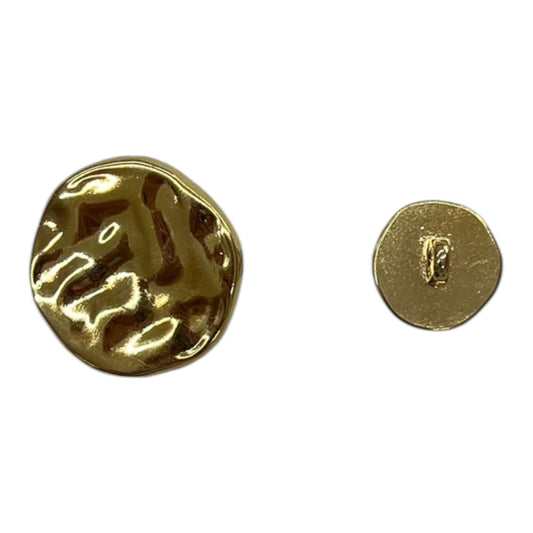 Botón metálico de pata dorado con labrado